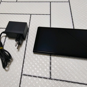 닌텐도 스위치 oled 본체+충전기 이미지