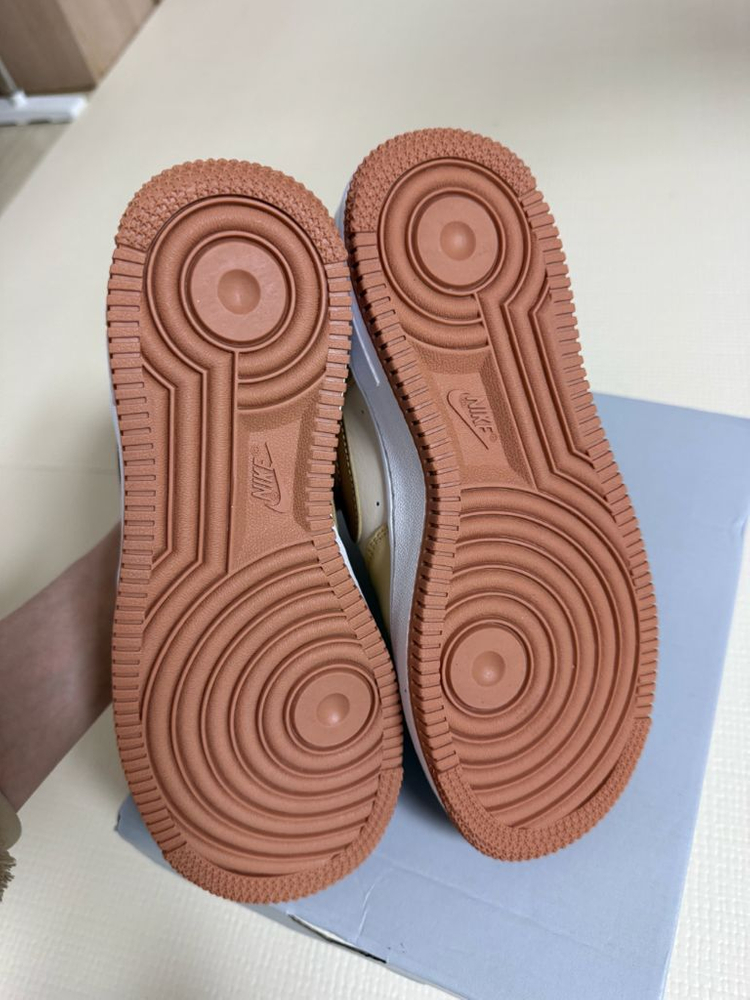 나이키 에어포스1 GS 225 이미지