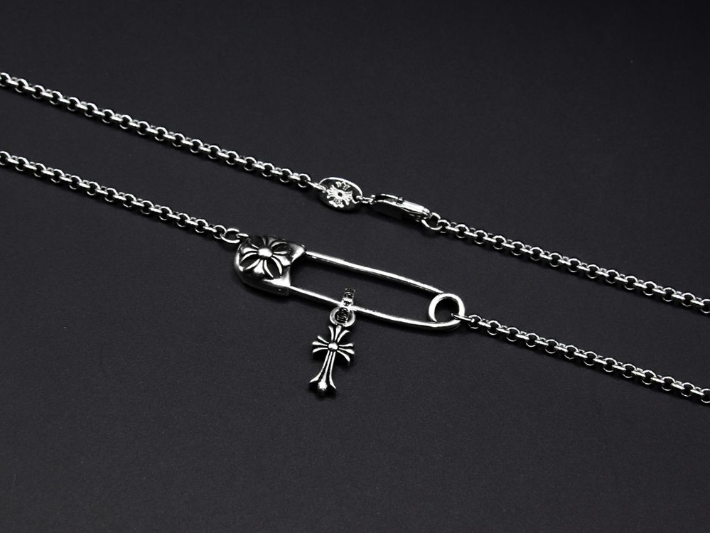 풀구성 크롬하츠 옷핀 목걸이 이미지