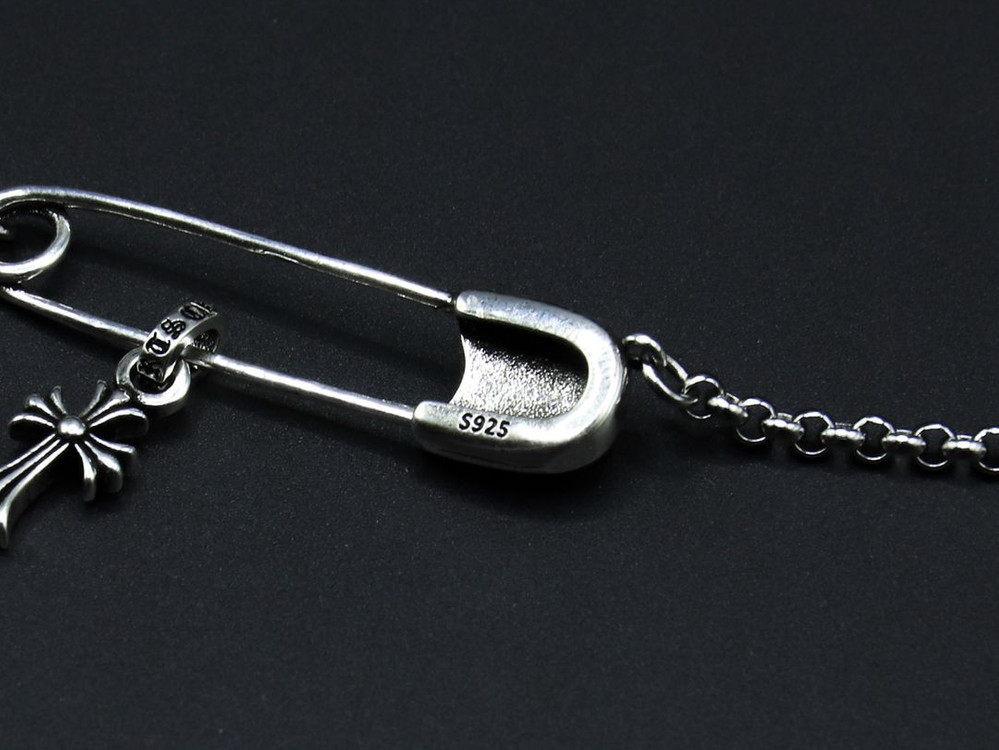 풀구성 크롬하츠 옷핀 목걸이 이미지