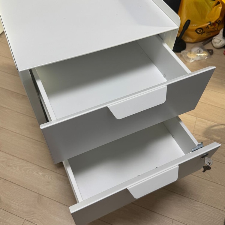 이케아 트로텐 스틸 3단 이동식 서랍 화이트 수납 서랍장 새상태 팝니다. IKEA TROTTEN 이미지