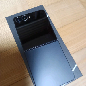 갤럭시 Z플립7 256GB 자급제 이미지