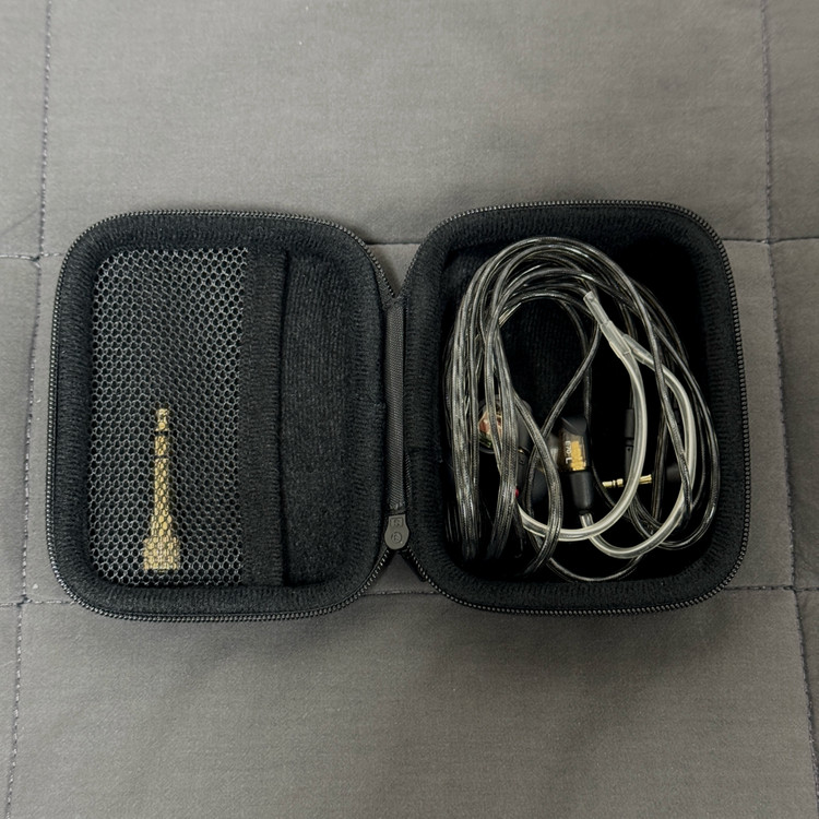 오디오테크니카 모니터링 이어폰 ATH-E70 새상품 이미지