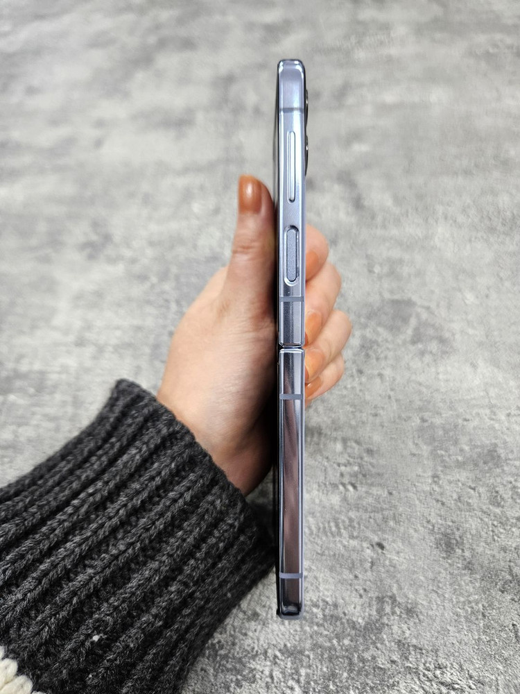 삼성갤럭시Z플립4블루판매 중고폰 이미지