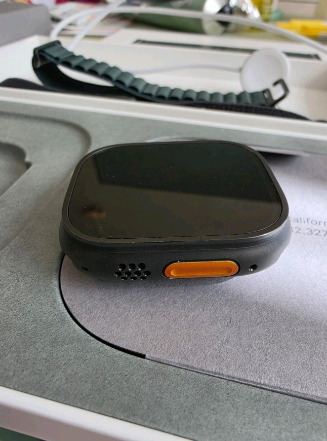 애플워치 울트라2 49mm 블랙 티타늄 상태(최상) 팔아요 이미지