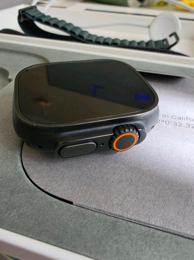 애플워치 울트라2 49mm 블랙 티타늄 상태(최상) 팔아요 이미지