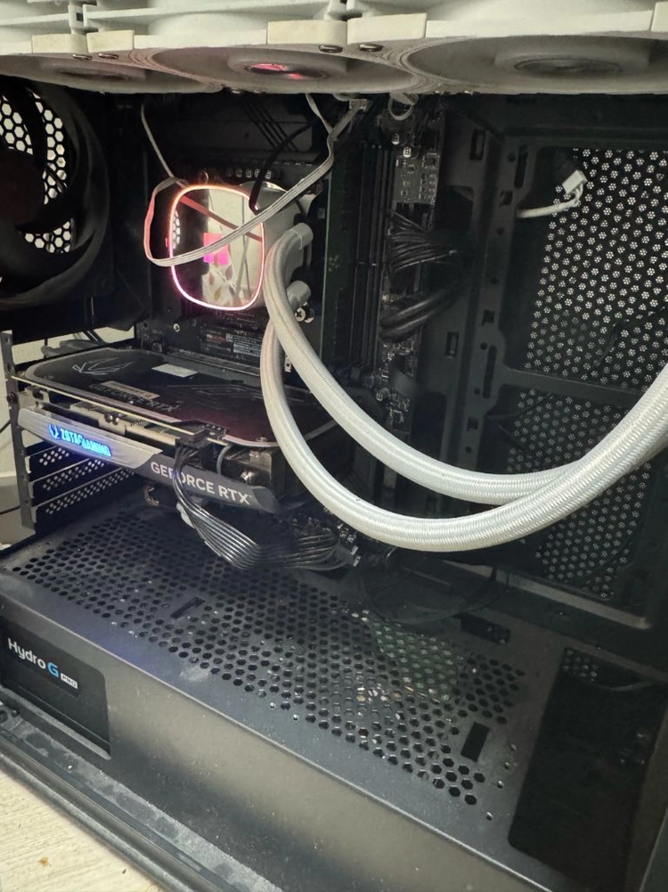 고성능 게이밍 PC 본체 13900k - 안심되는 중고거래