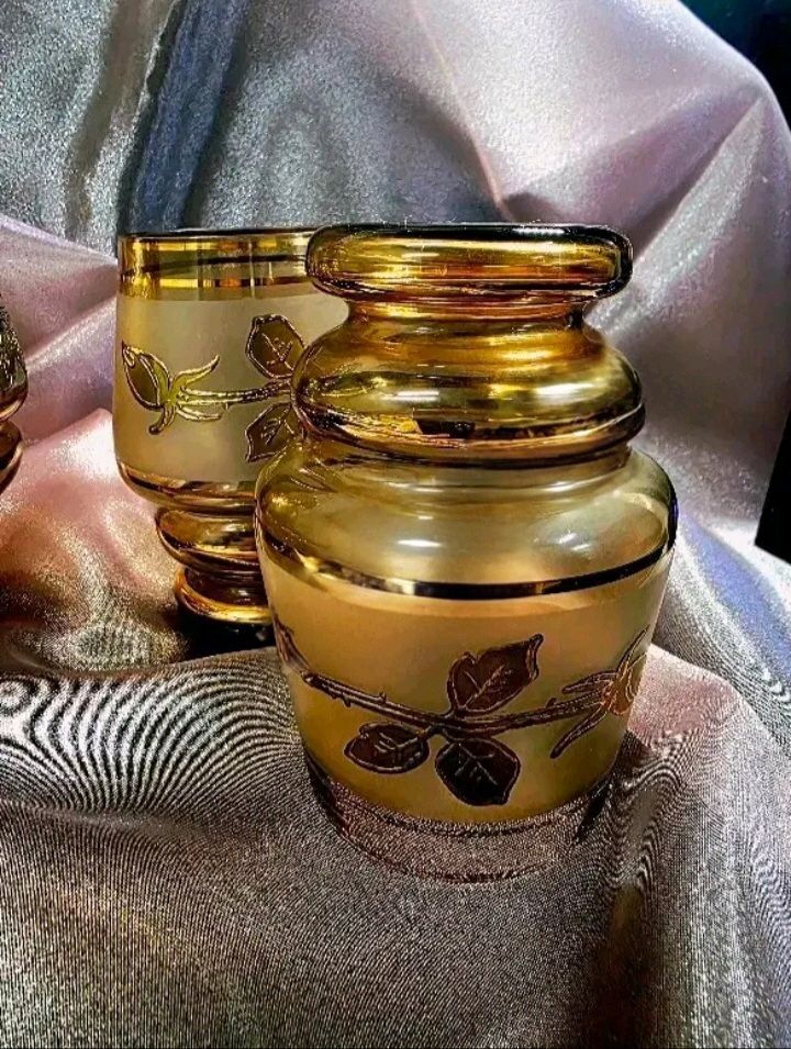 체코 보헤미아 디켄더&유리컵 일괄 이미지