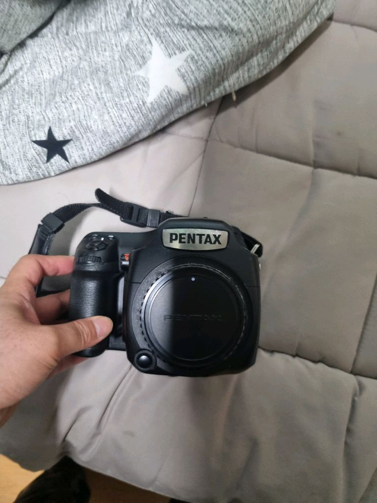 펜탁스 645z 중형카메라 DSLR 카메라 이미지