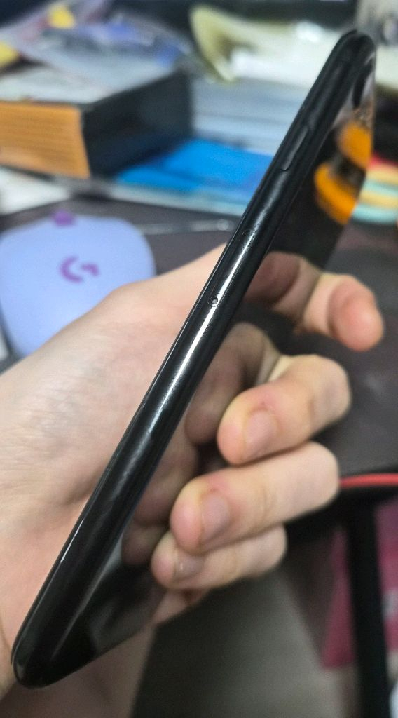 아이폰7 블랙 128GB 이미지