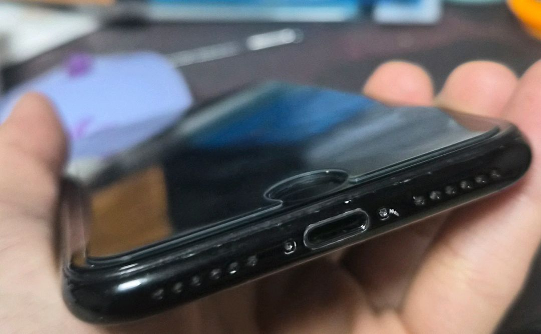 아이폰7 블랙 128GB 이미지