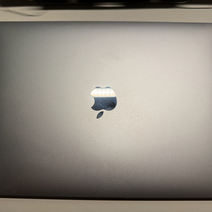 맥북 에어실버 m1 8gb 256gb 배터리효율 100프로 이미지