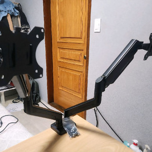 듀얼 모니터암(배사 나사있음) 이미지