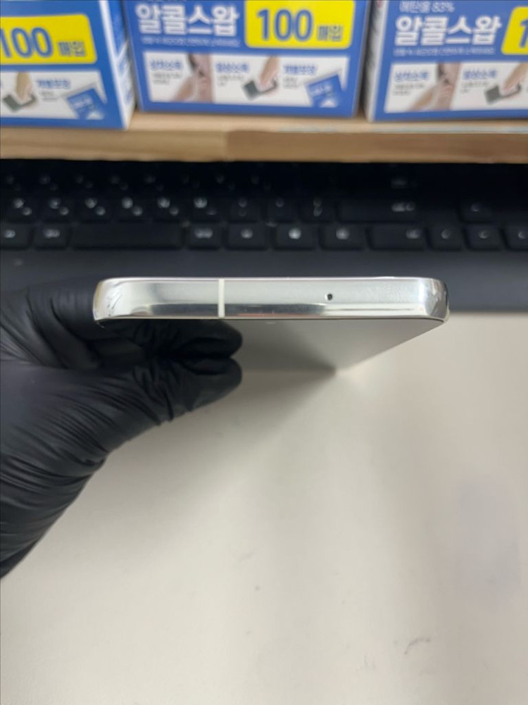 갤럭시S23 256G 크림 B급! 이미지