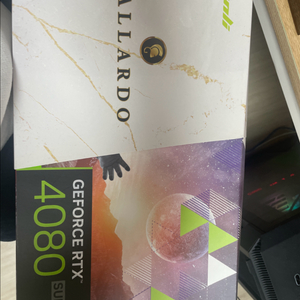 RTX 4080 SUPER 그래픽카드 이미지