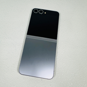 갤럭시 Z플립6 실버 256기가 내부화면센터판 이미지