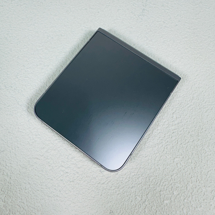 갤럭시 Z플립6 실버 256기가 내부화면센터판 이미지