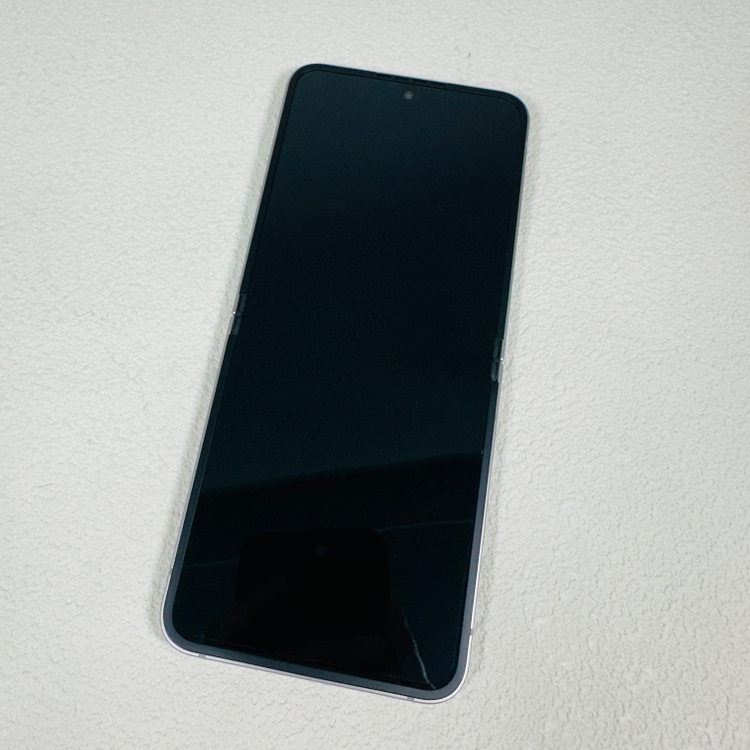 갤럭시 Z플립6 실버 256기가 내부화면센터판 이미지