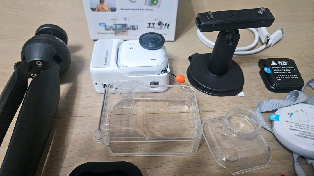 인스타360 고 울트라 이미지