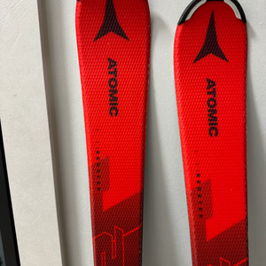 아토믹 24/25 J2 레드스터 주니어 110cm 스키 판매합니다. 이미지