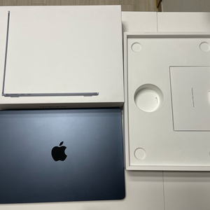 맥북 에어 13.6인치 M2 8GB 256GB 미드나이트 이미지