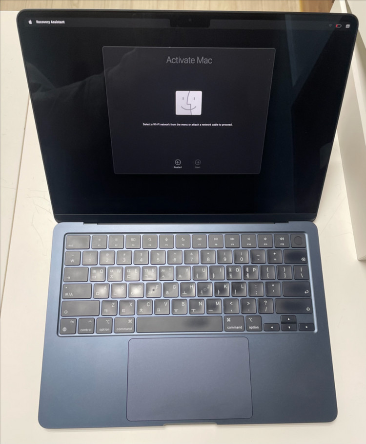 맥북 에어 13.6인치 M2 8GB 256GB 미드나이트 이미지