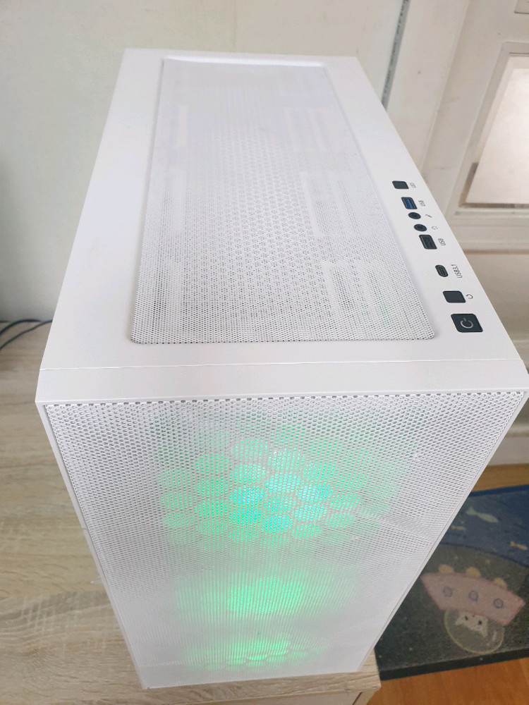 13900K 수냉 64G 2T RTX4080 SUPER 화이트 신품동일 하이엔드급 본체 이미지