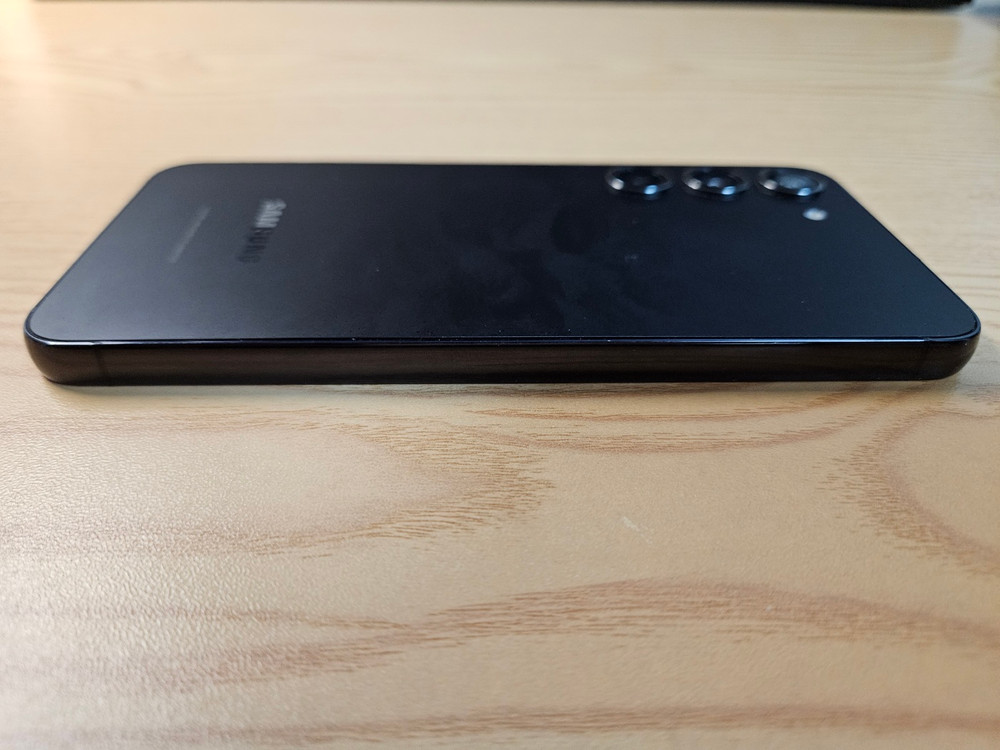 삼성 갤럭시 S23 SKT 256GB 팝니다. 이미지