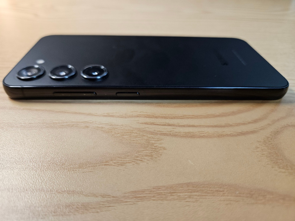 삼성 갤럭시 S23 SKT 256GB 팝니다. 이미지