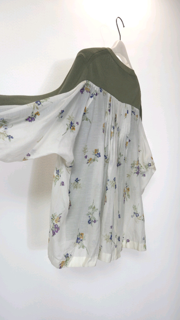 아떼 바네사브루노 실크 블랜딩 플라워 니트 블라우스 F 이미지