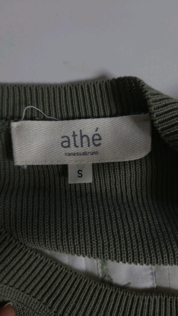 아떼 바네사브루노 실크 블랜딩 플라워 니트 블라우스 F 이미지