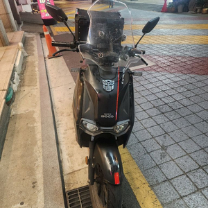 슈퍼쏘코 cpx 블랙 전동스쿠터 이미지