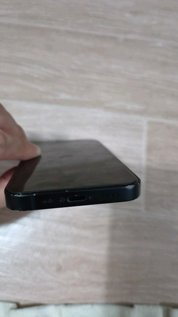 아이폰 13미니 이미지