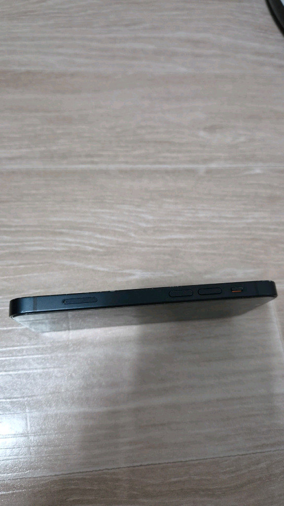 아이폰 13미니 이미지