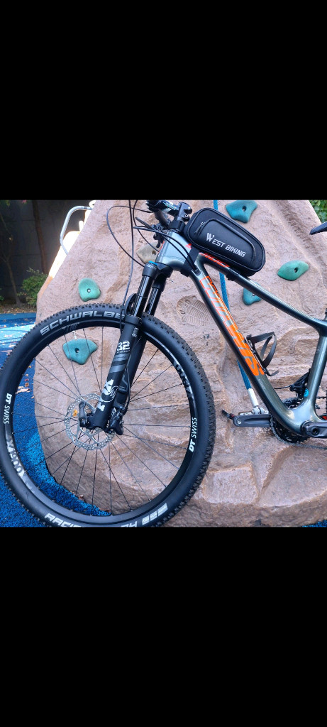 위아이스풀카본 MTB 자전거 이미지