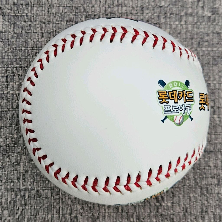 2011년 KBO 올스타전 기념구(이병규 싸인볼), 야구공 이미지