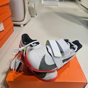 로말레오4 역도화 240 1개 245 1개 이미지