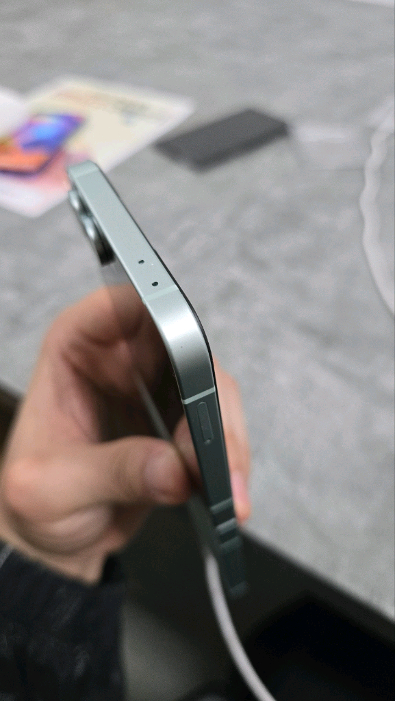 갤럭시z플립6 민트 S급 이미지