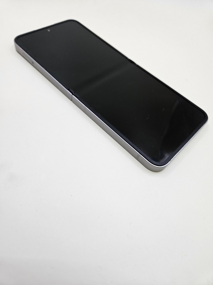 S급 갤럭시Z플립6 정품 정상해지 중고폰 할인가능 이미지