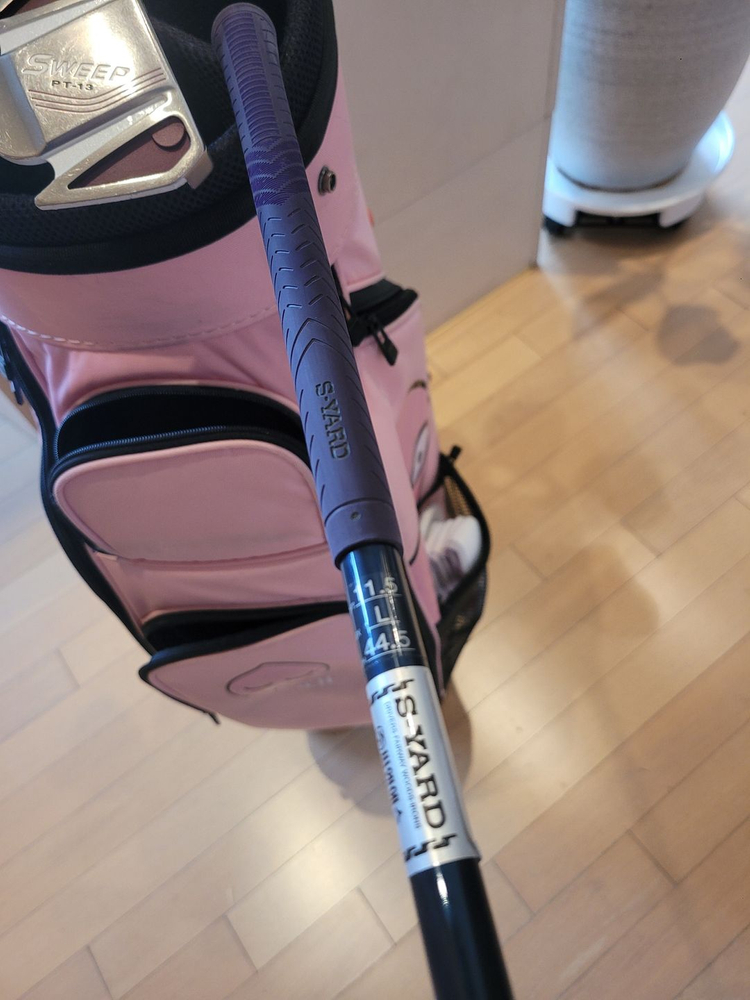 여성 고반발 에스야드와 야마하,카카오캐디백등 풀세트 판매해요 이미지