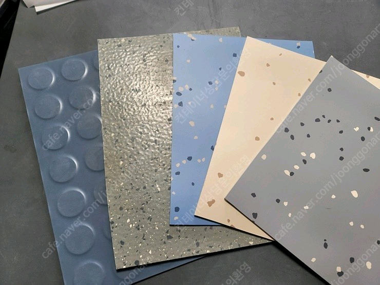 농막, 공장, 창고 대형평수 (엘지 러버타일) 팝니다. 이미지