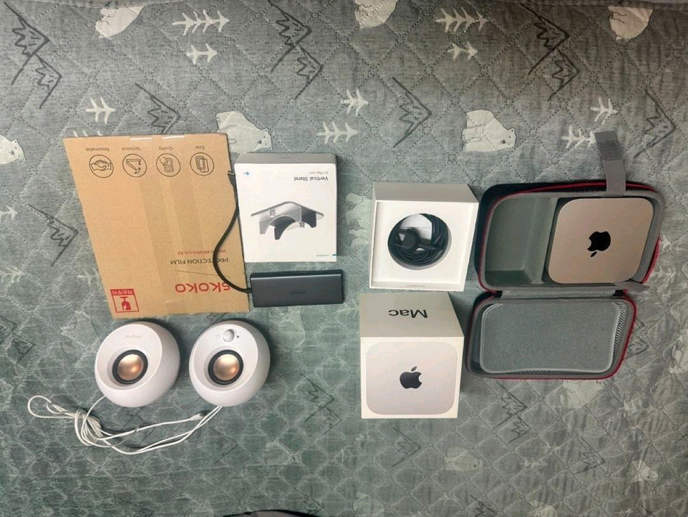 애플 M4 맥 미니 + Creative 스피커 외 이미지