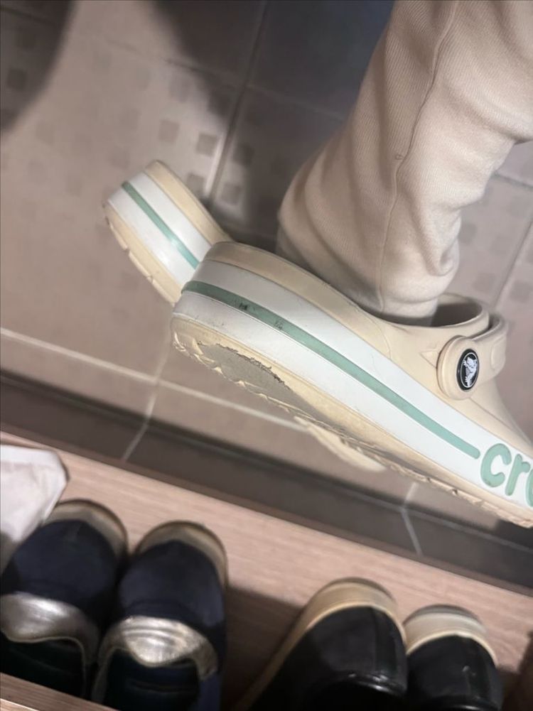 정품)크록스 바야밴드 윈터화이트 이미지