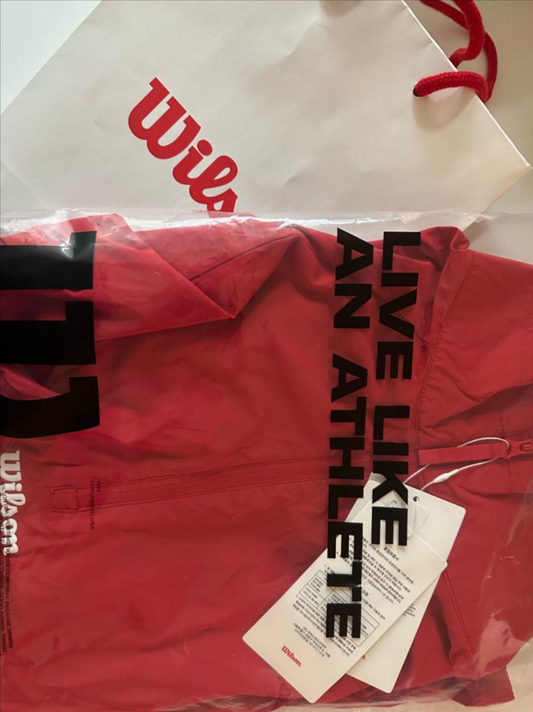 새상품) 윌슨 아노락 바람막이 레드 100 이미지