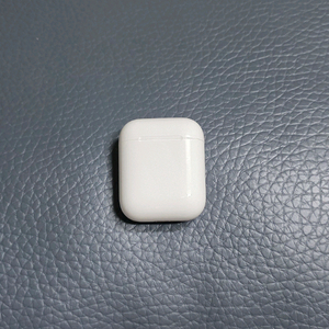 에어팟2세대 충전케이스 본체S급 이미지