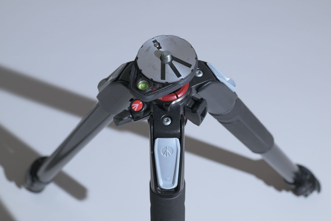 맨프로토 055 XPRO 국민 삼각대 트라이포드 이미지