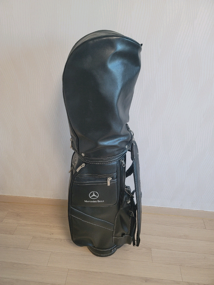 벤츠 골프 캐디백 (골프채 포함) 이미지
