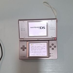 [택포] 닌텐도 ds lite 메탈릭로즈 한글 정발판+충전기+스트랩 계좌즉입만 이미지