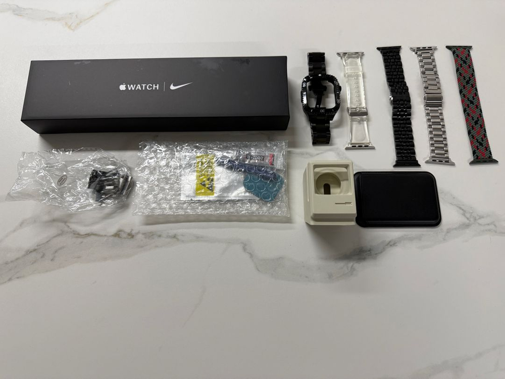 애플워치6 44mm 나이키 에디션 부품용 + 교체 배터리킷 + 스트랩들 이미지