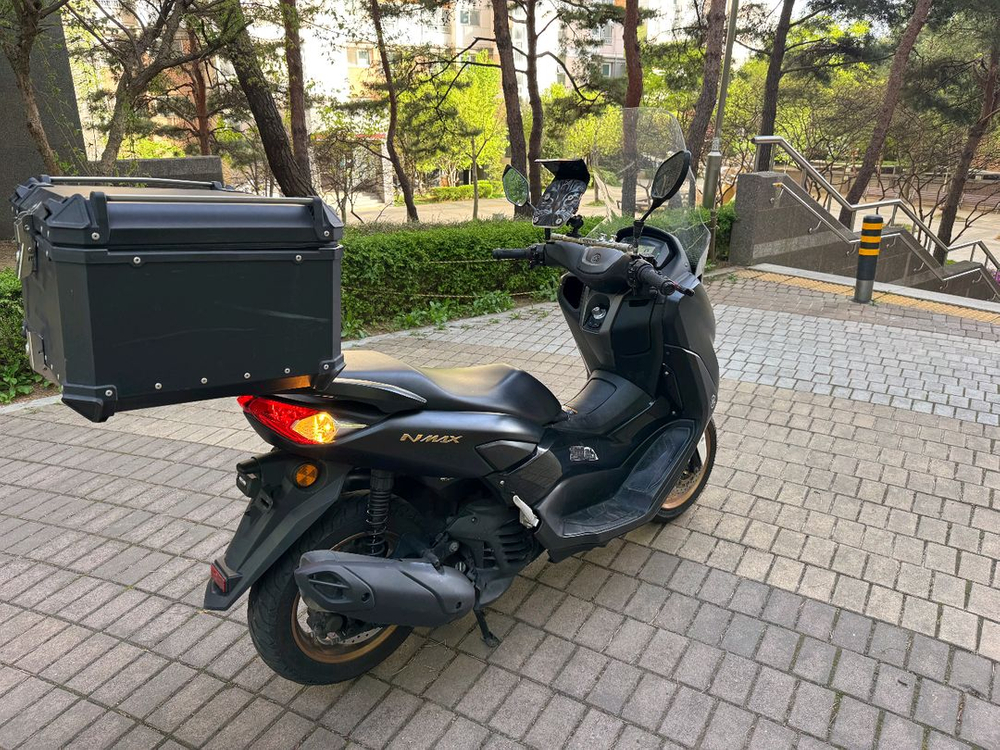 야마하 nmax125 23년 abs 짧은키로수 판매합니다 이미지
